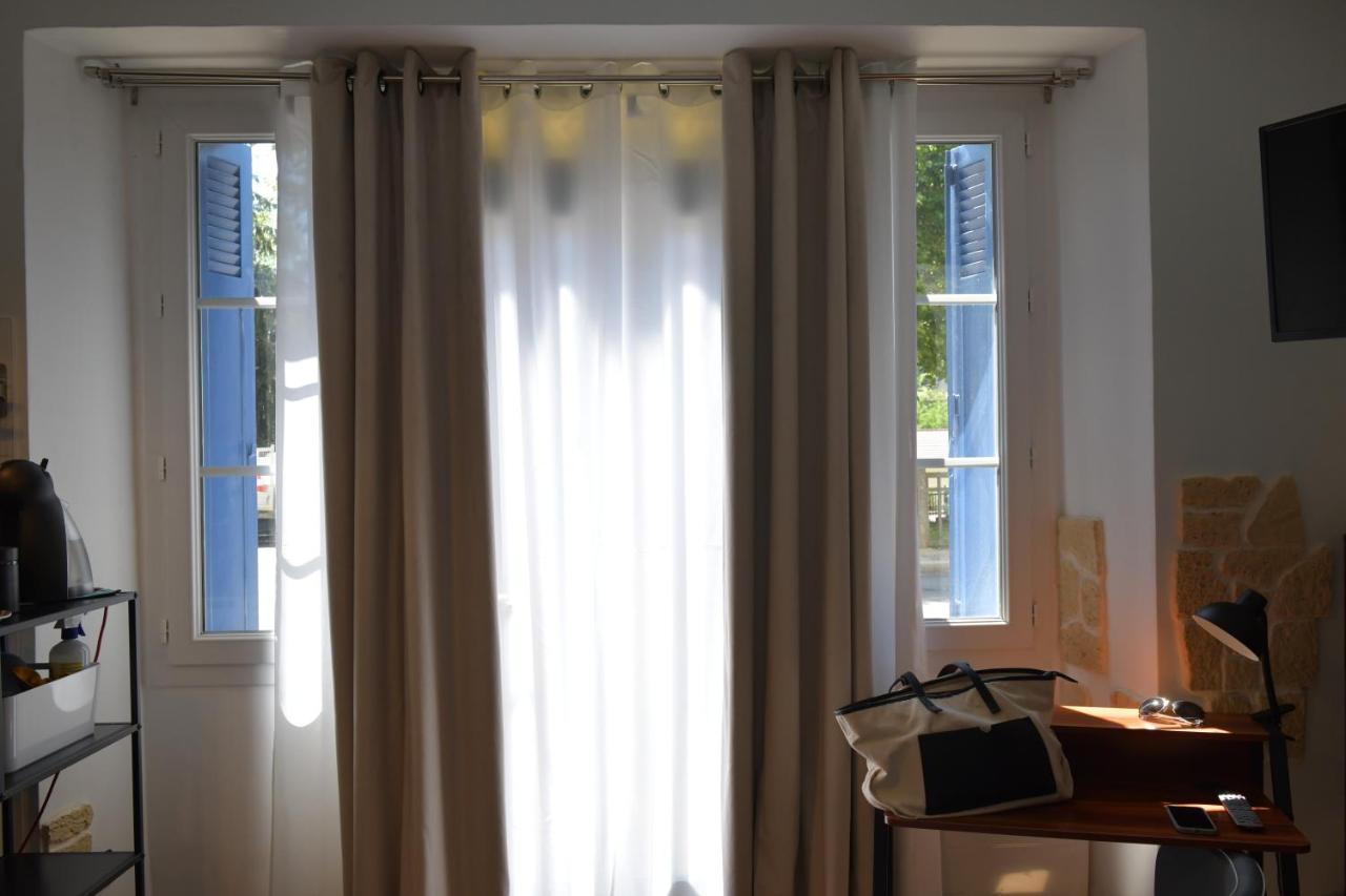 Aux 4 Logis Appart-Hotel - Studio Le City - Petit Dejeuner Inclus 1Ere Nuit Фоа Екстериор снимка