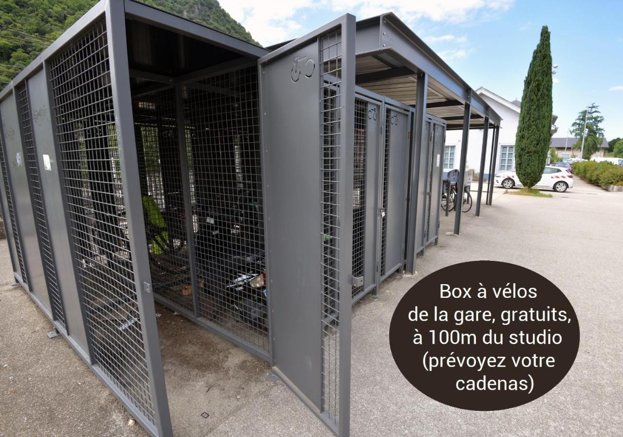 Aux 4 Logis Appart-Hotel - Studio Le City - Petit Dejeuner Inclus 1Ere Nuit Фоа Екстериор снимка