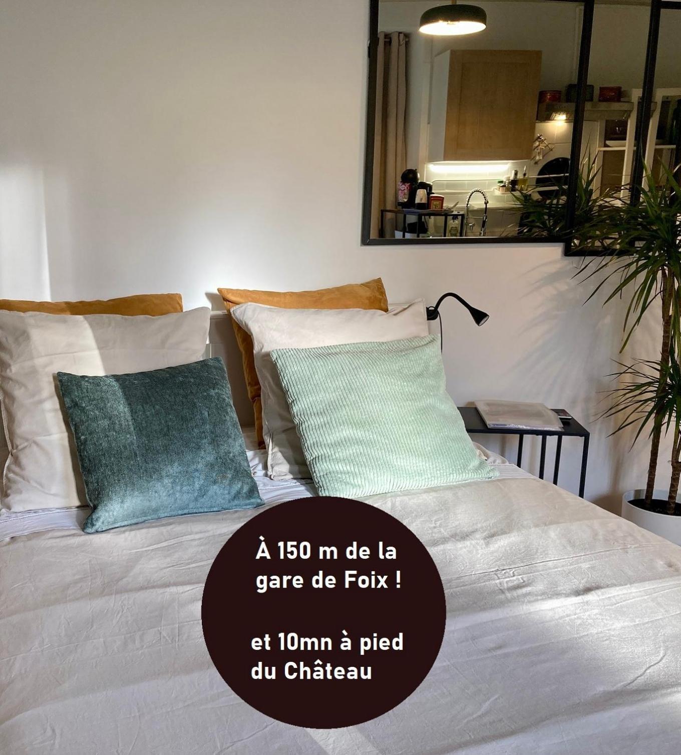 Aux 4 Logis Appart-Hotel - Studio Le City - Petit Dejeuner Inclus 1Ere Nuit Фоа Екстериор снимка